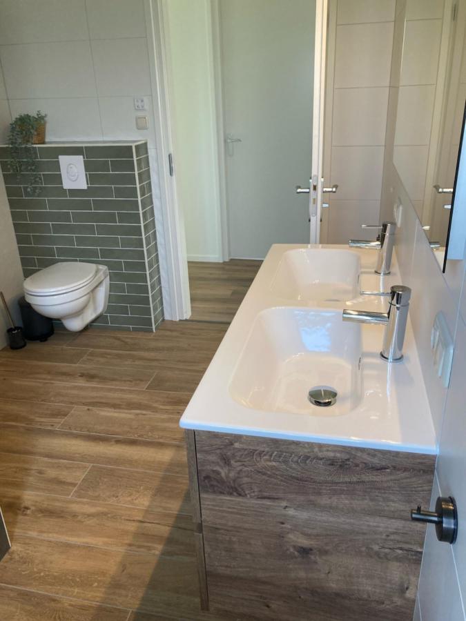 Zonnehoeve vakantiehuizen Hollum  Exterior foto